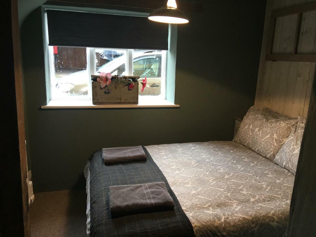 Square House Bildeston High Street Apartment Ипсуич Екстериор снимка